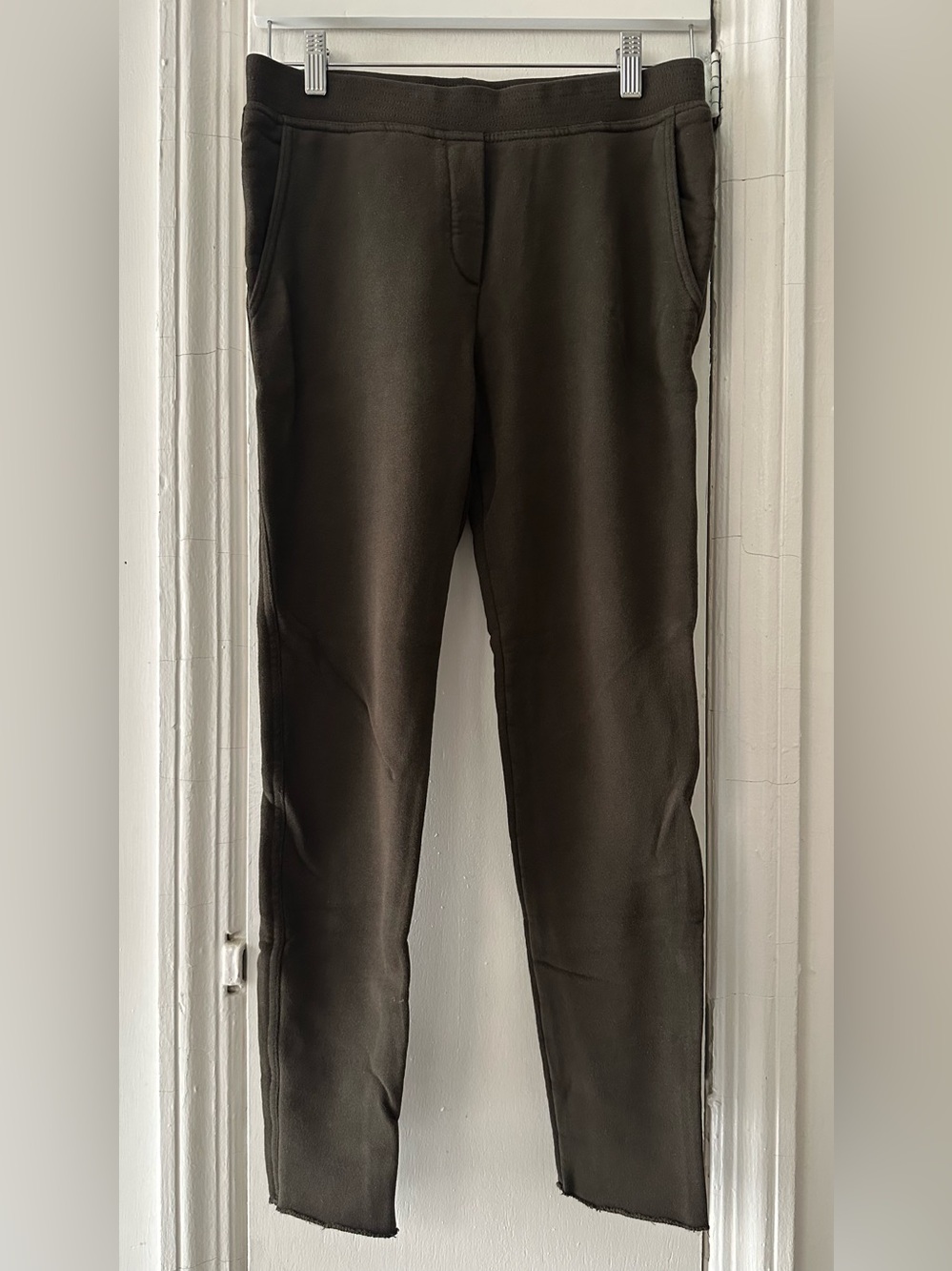 Aritzia Wilfred Free Dark Olive Slim Jogger Pants size S